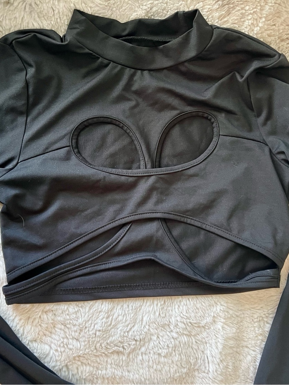 Black Cutout Long Sleeve Crop Top
